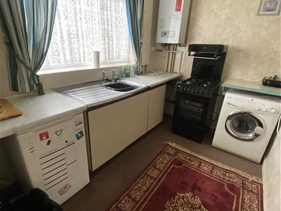 Kitchen: